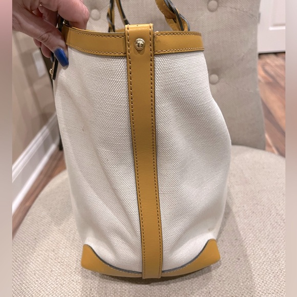 Gucci Tote Bag with Leather Pouch EUC! - Picture 7 of 16